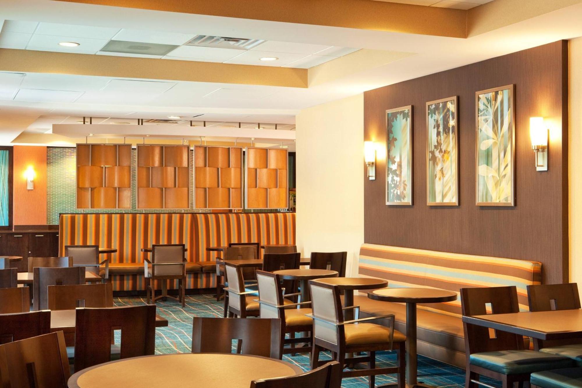 Springhill Suites By Marriott Tarrytown Westchester County Екстер'єр фото