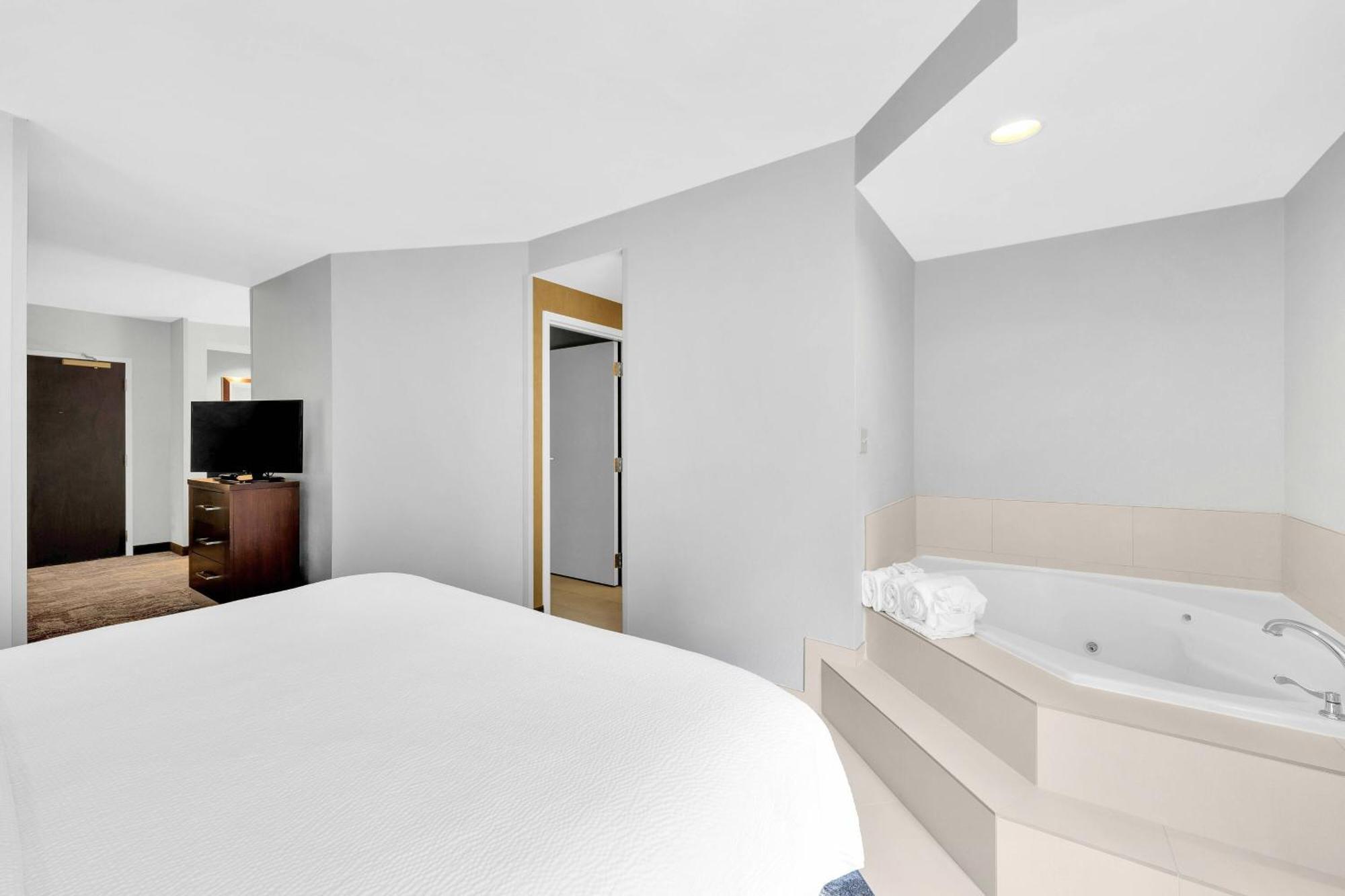 Springhill Suites By Marriott Tarrytown Westchester County Екстер'єр фото