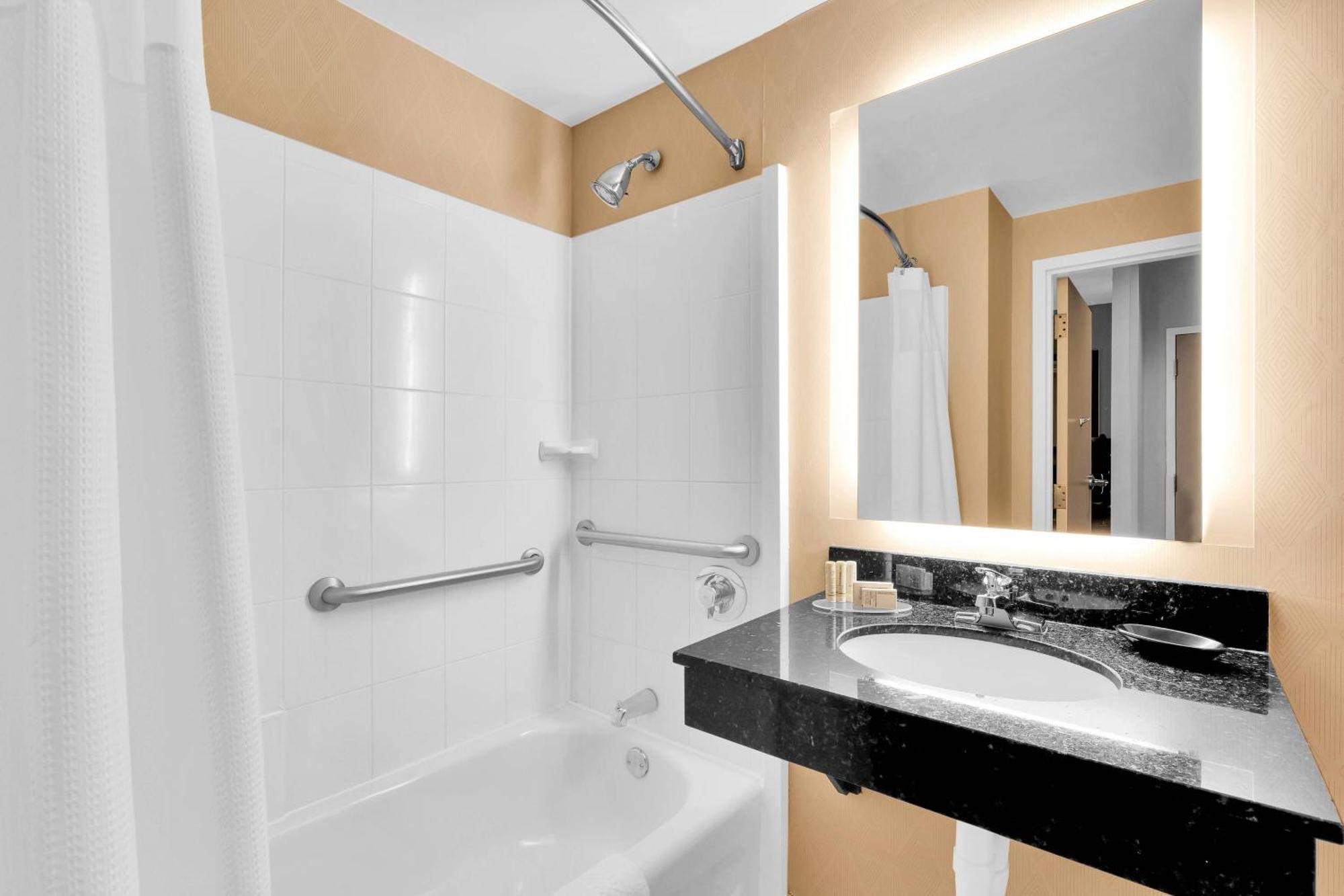 Springhill Suites By Marriott Tarrytown Westchester County Екстер'єр фото